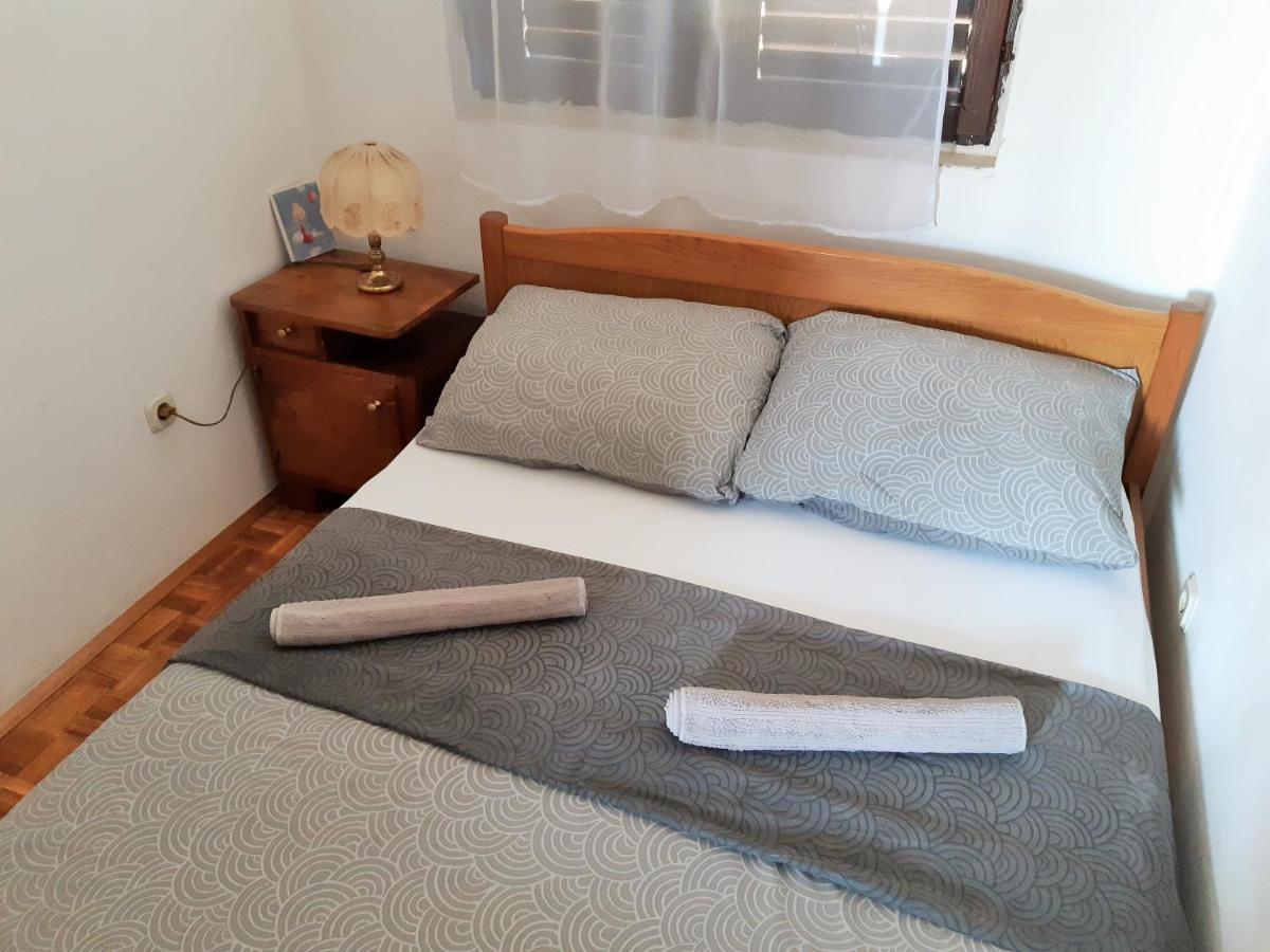 Dalmatino Apartmani Vir Luaran gambar