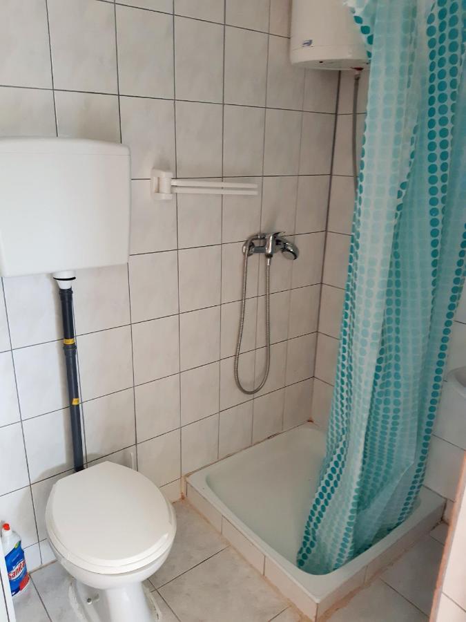 Dalmatino Apartmani Vir Luaran gambar